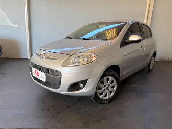 FIAT PALIO 1.4 MPI ATTRACTIVE 8V FLEX 4P MANUAL FIAT PALIO 1.4 MPI ATTRACTIVE 8V FLEX 4P MANUAL